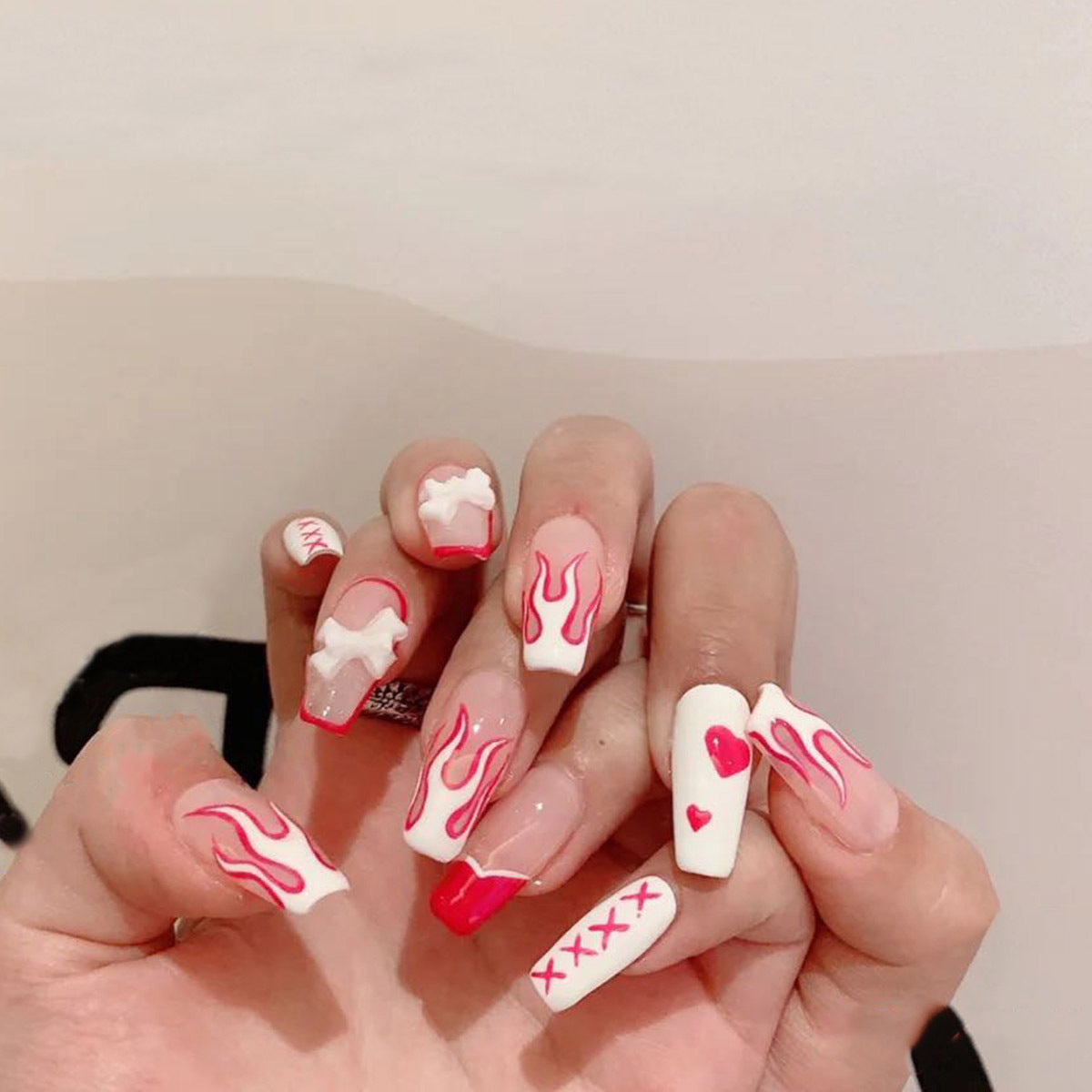 Faux ongles Flammes Roses